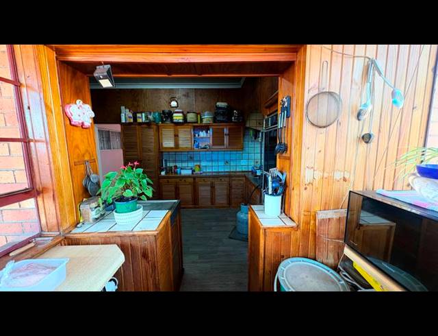 3 BEDROOM HOUSE FOR SALE IN THE HILL